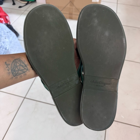 100% AUTH SALVATORE FERRAGAMO MEN SANDALS - Picture 4 of 6